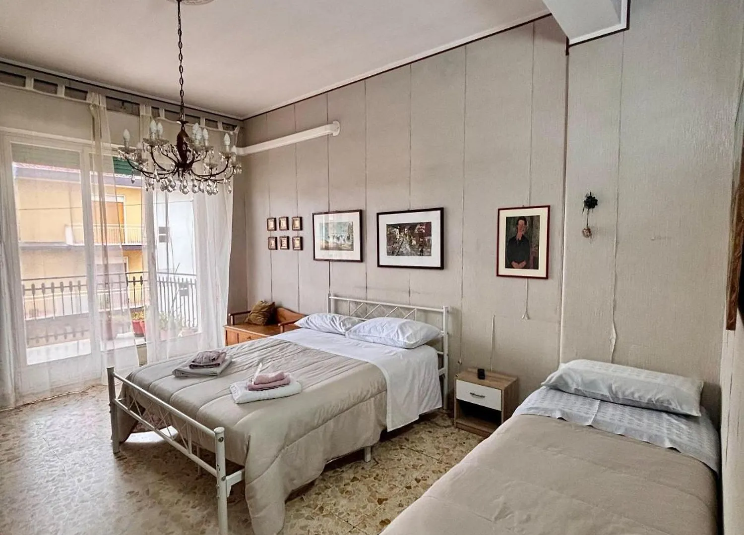 Room In Bb - Lg Giarre Apartment In Italy